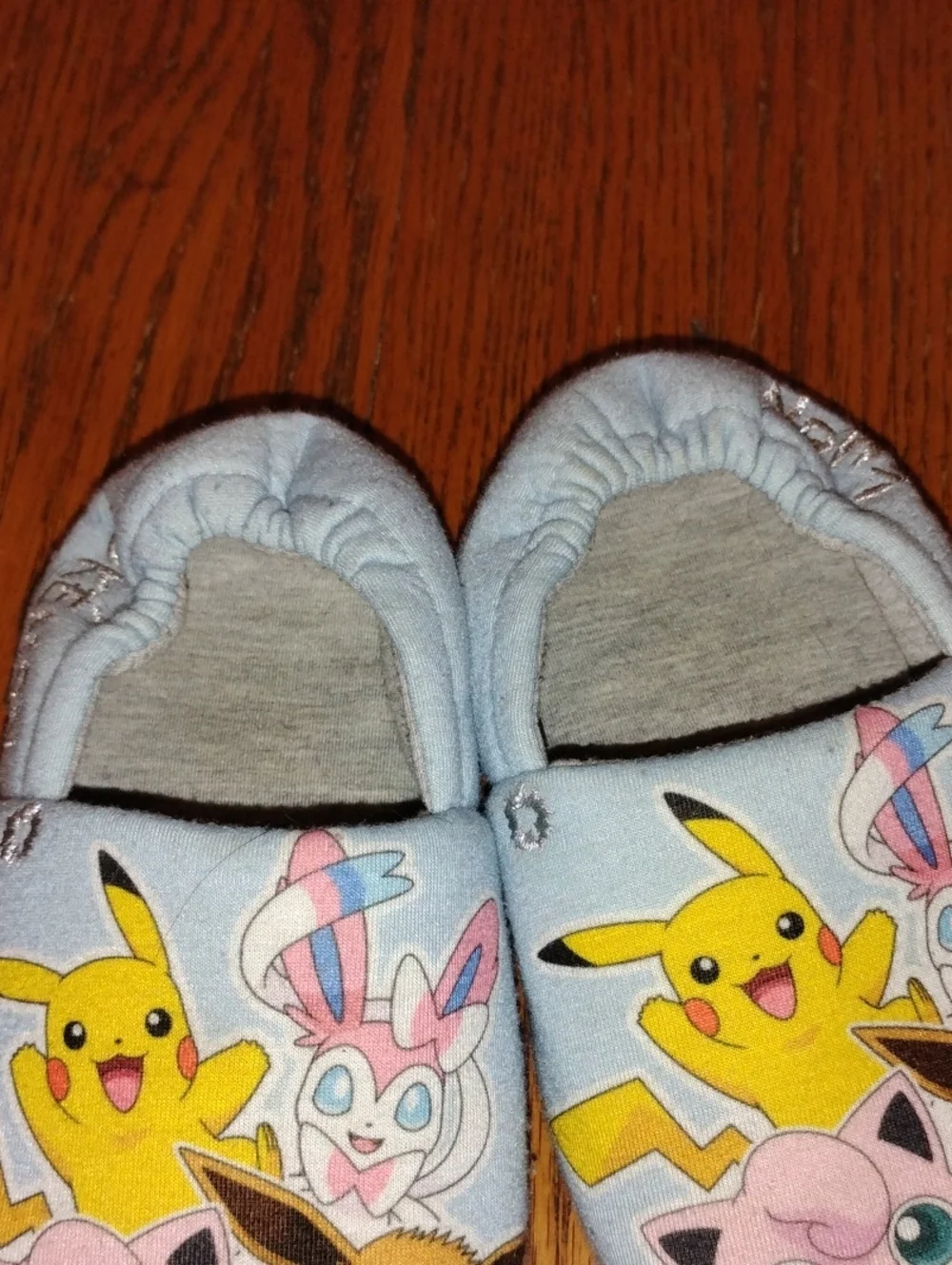 Pokemon Slippers Size 13 Kids
